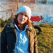 Profesora de Educación diferencial ofrece su apoyo para niños jóvenes y adultos con necesidades educativas especiales